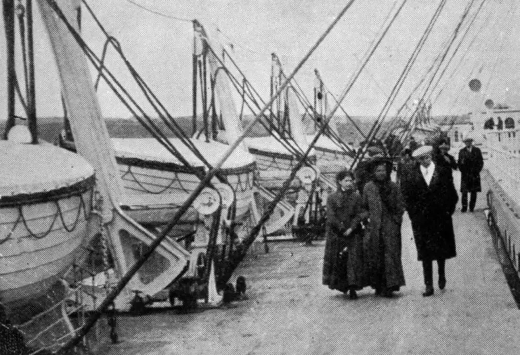 13 редких фотографий Титаника, которые заставят расплакаться